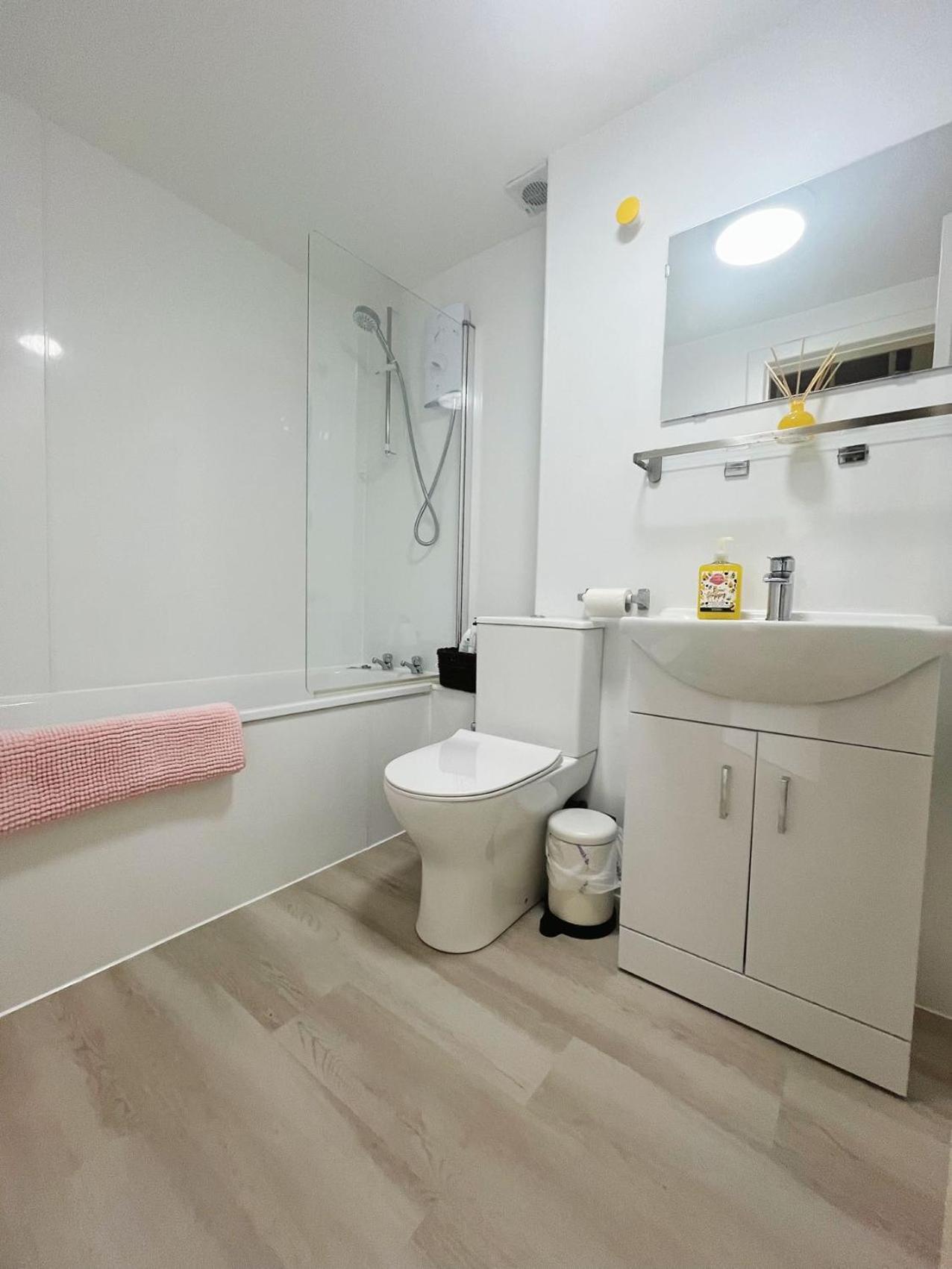 One Bedroom Behind Castle On The 3rd Floor Appartement *
